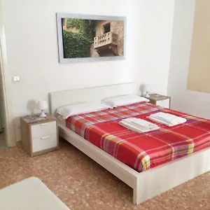 Apartment A Due Passi Da Giulietta-casa Capuleti, Verona